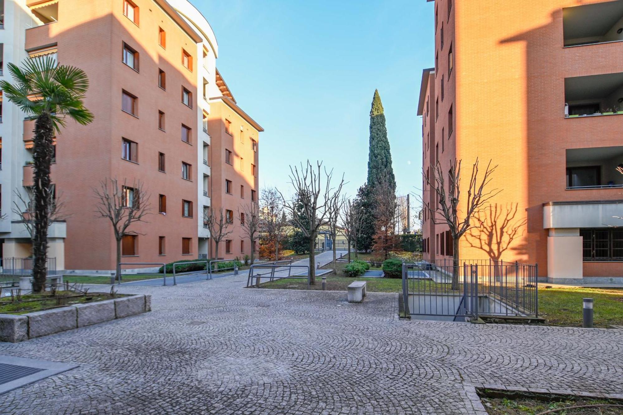 Appartement Bilocale Chic, 10 Min Aeroporto Milano-Bergamo, Box Auto E Aria Condizionata à Seriate Extérieur photo