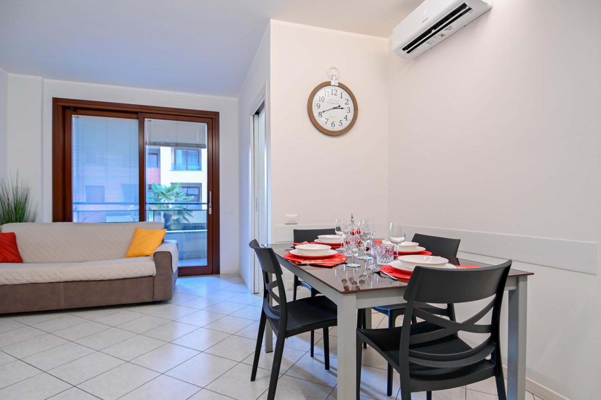 Appartement Bilocale Chic, 10 Min Aeroporto Milano-Bergamo, Box Auto E Aria Condizionata à Seriate Extérieur photo